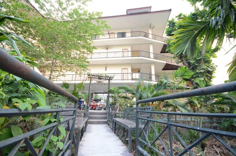 Collection O The Singha Chiangmai Hotel Chiang Mai Dış mekan fotoğraf